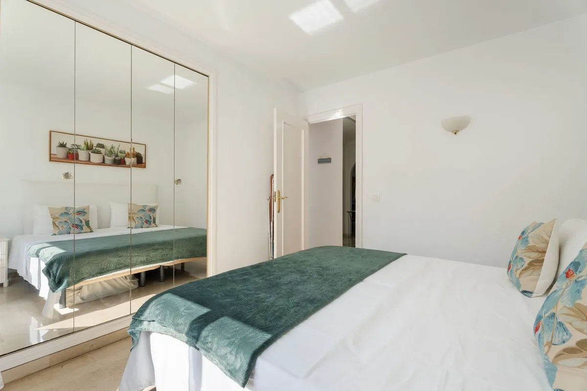 c1e0265e-256b-4576-b9ea-c9db05bf5b08