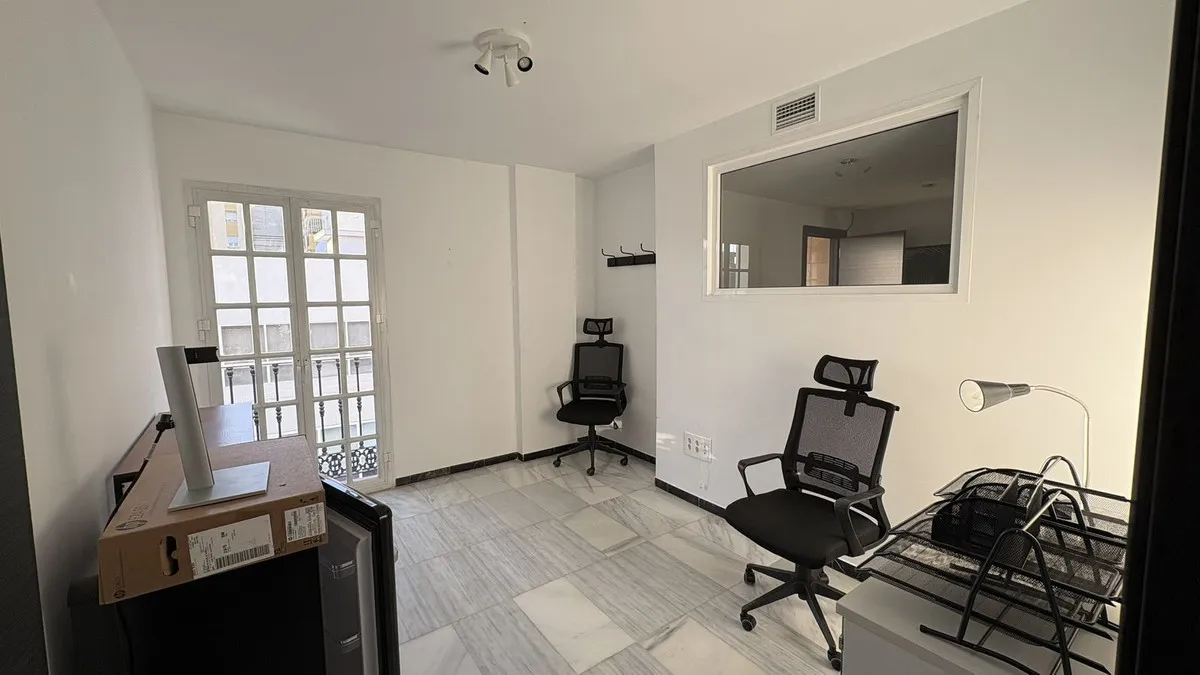 13171cf9-7c09-40c9-a715-ee1a2d4f2873