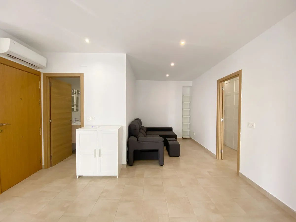 62353139-b02f-4b74-9f5e-7dd732a023a1