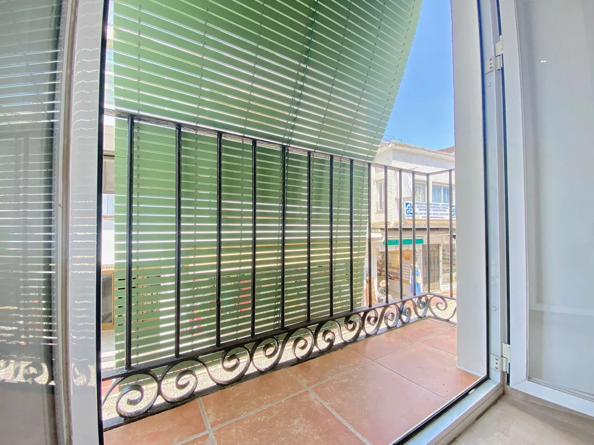 db15d543-a76c-412f-9ccd-35a9147889cc