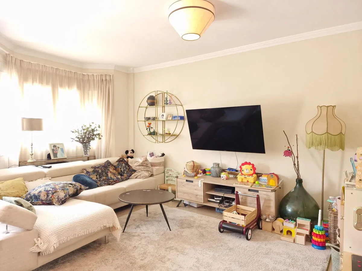 6a8827f5-08dc-4189-8d33-9137cbbce29a