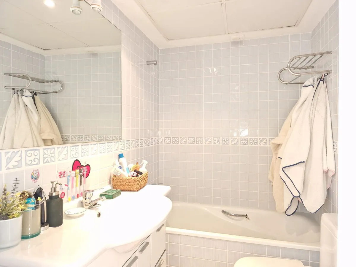 c68c3ddf-b083-4ab3-8339-db25865280c7