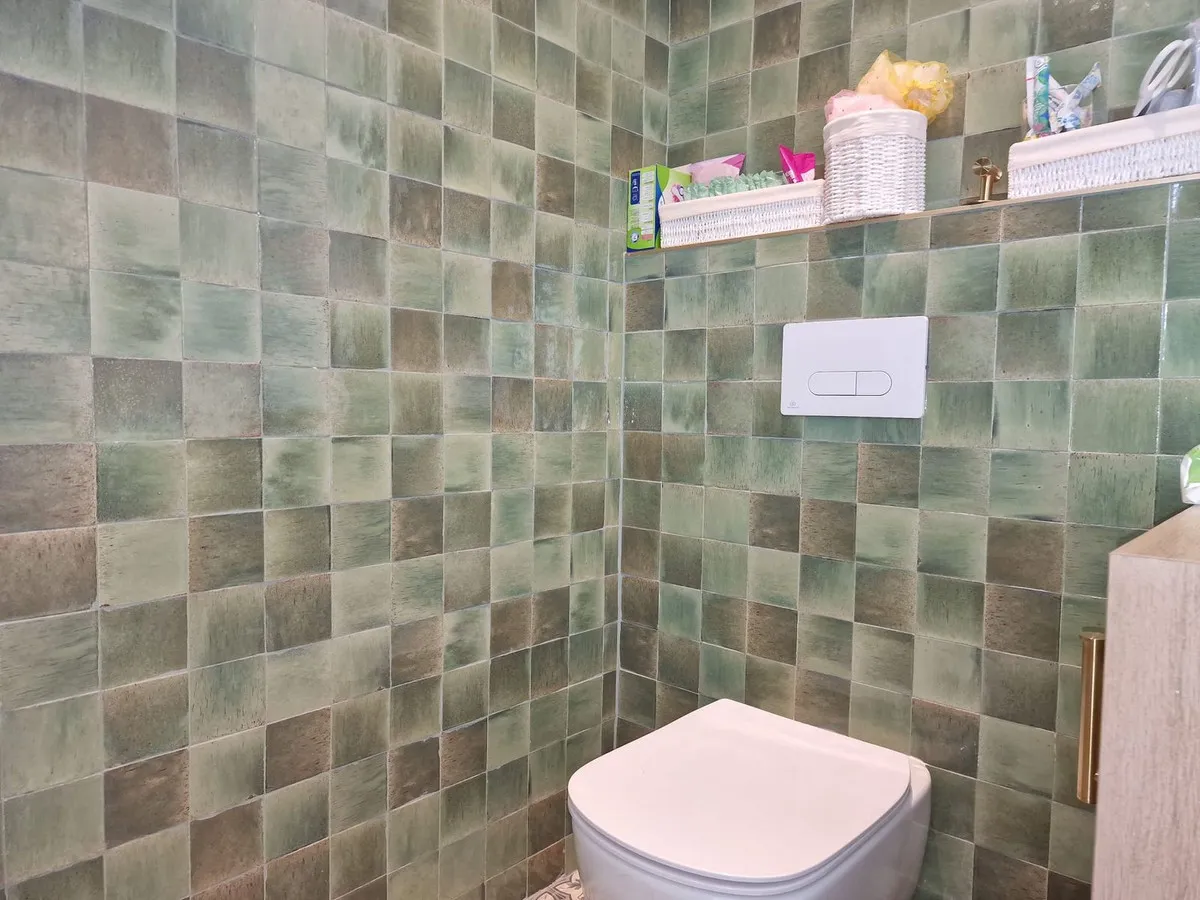 d070c0ae-cbdd-465f-96f5-a32352ae4244