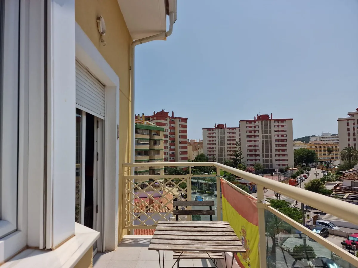 e8572462-48b0-4c24-83d0-b188777e61ac