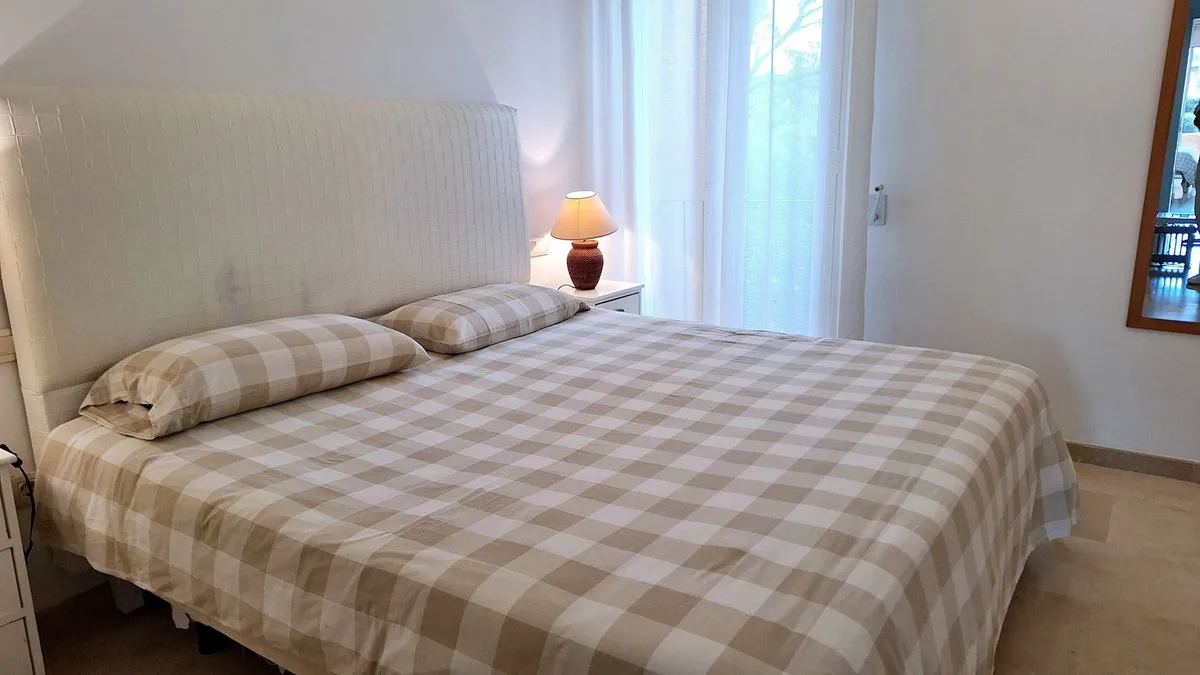 82c00d24-f989-4781-8b82-fd865061bb6c