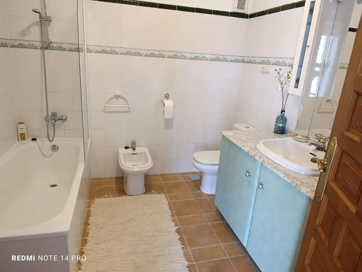 247a0b5b-42d4-40ac-a6c5-92eac8b6e8af