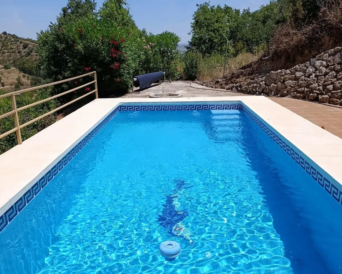 732770bf-5b49-46fb-beaa-4e0f00907c21