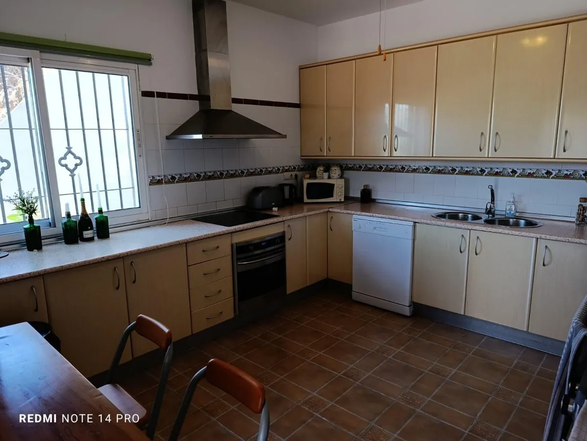 89c59634-75f2-4c09-b7ca-b67df2eb6f29