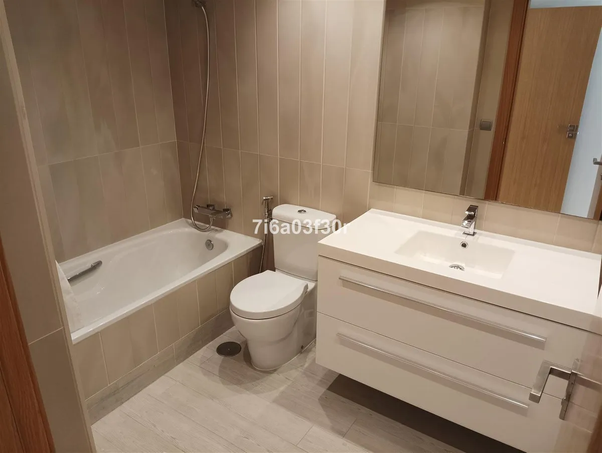 fdddd990-7ee7-4cc2-81a7-94aed3b0b017