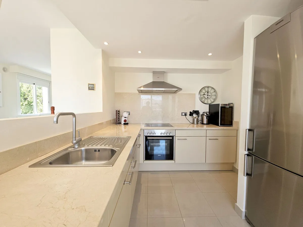 156827aa-b814-4e86-bcc3-bdf87d492ab0