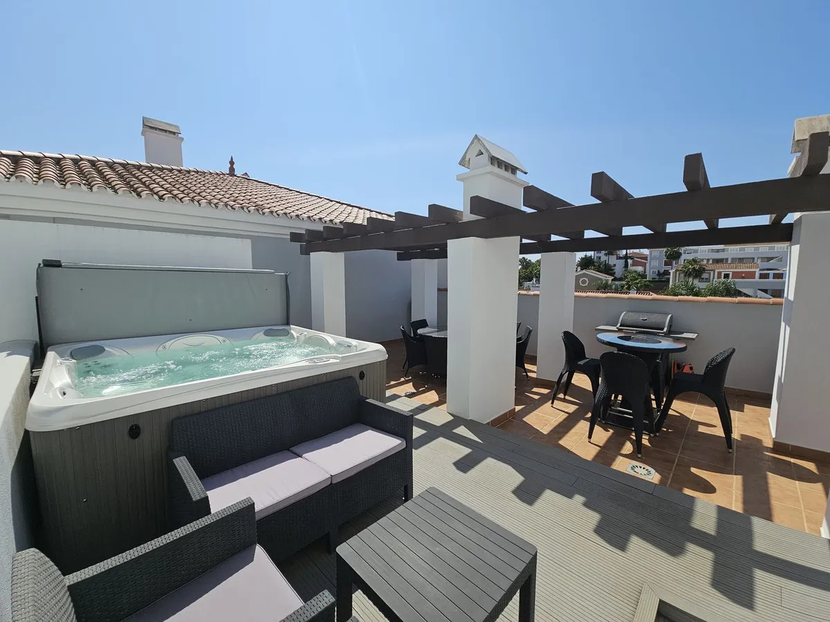 a6026499-d0b2-4fda-a3ff-4835a598e900