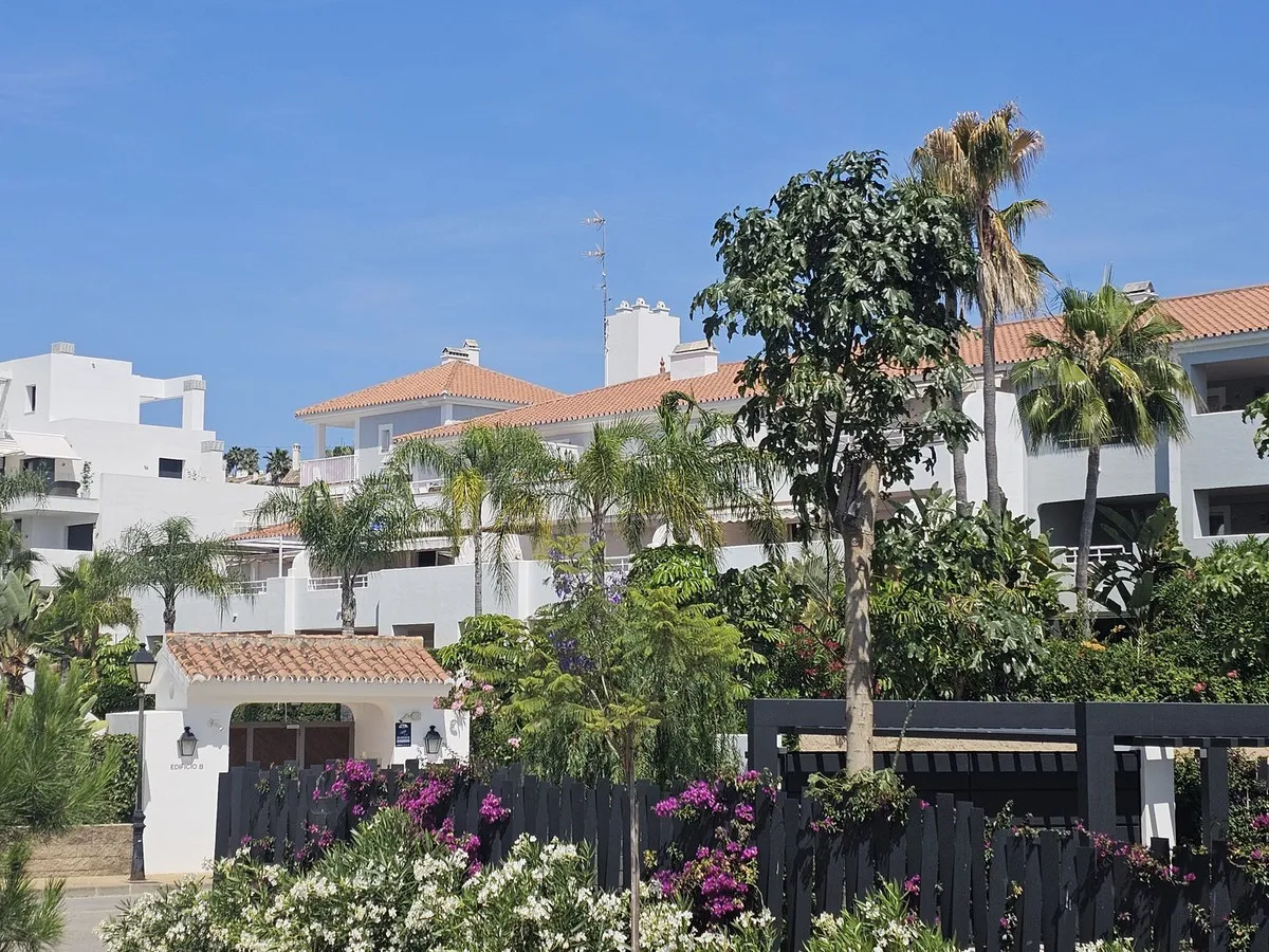 ed85b010-7f50-4241-86a3-53a9a0ce30a3