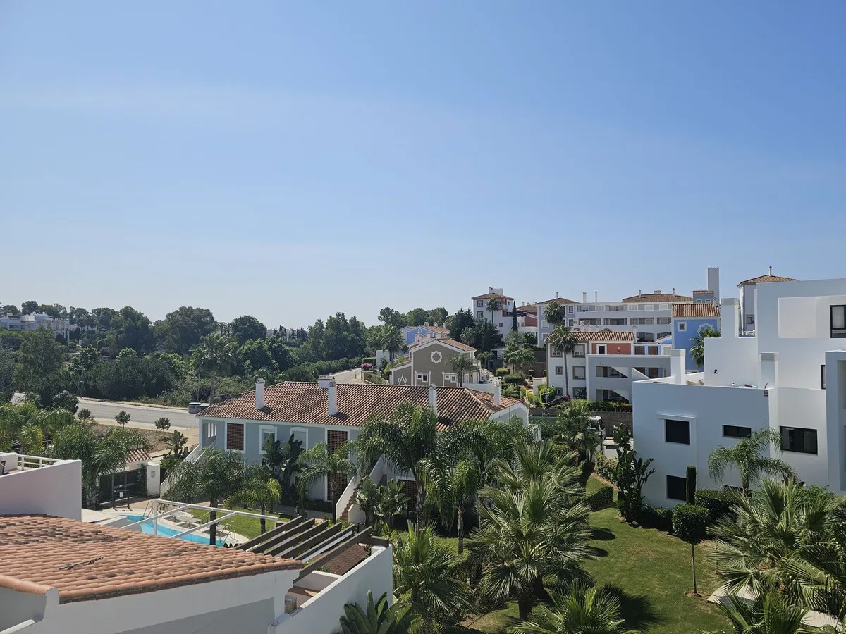 f543f94a-ecee-4a7f-bef0-90fecd438a79