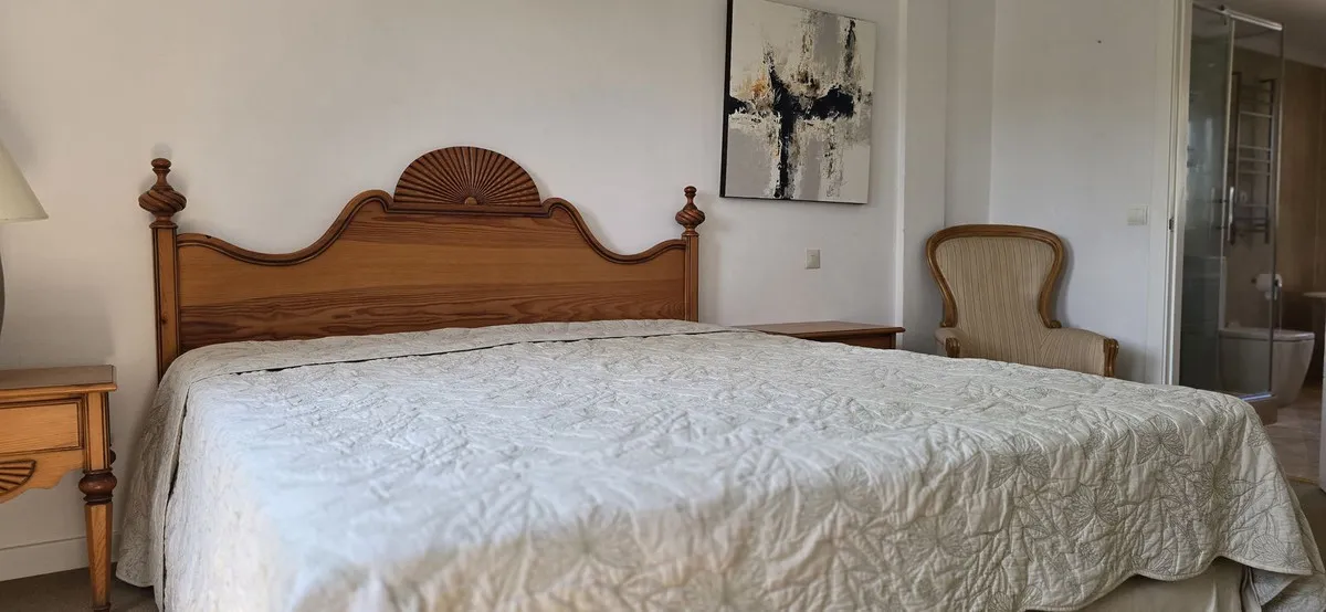 ba6b39d8-ceef-4d66-8dc9-899a0f0790fc