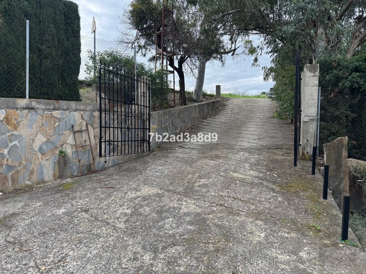 a07e7489-dc67-4d9b-ab7a-fa0f320adcce