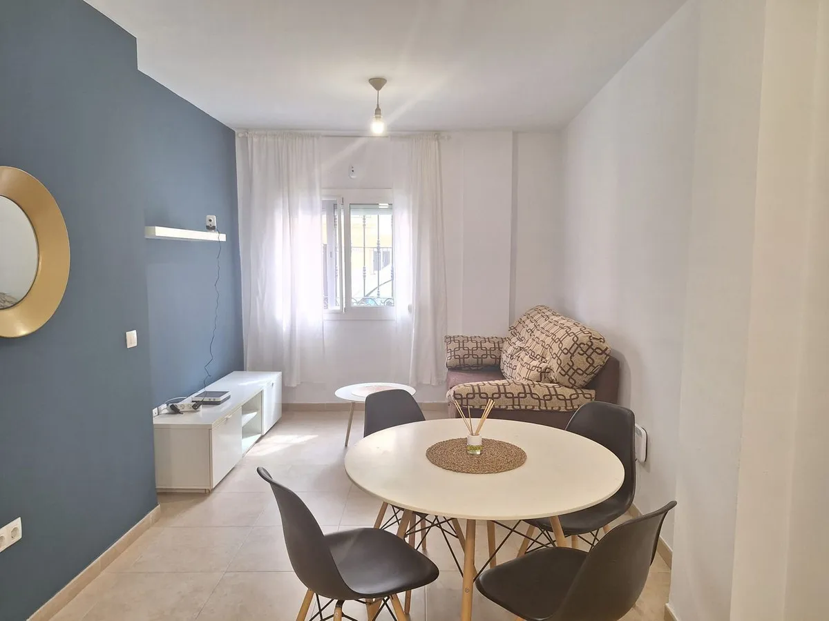 dd05285b-791a-43e3-81b8-a91790dd2acc