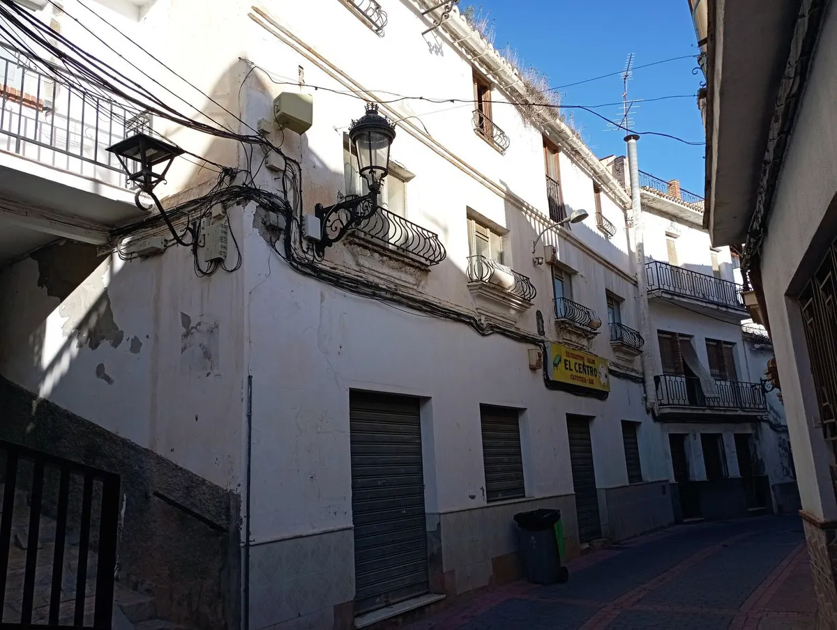 19f28b35-1983-4875-82f5-194bd1da3808