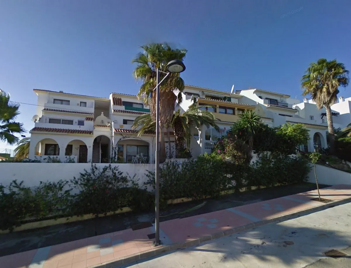 7458ff82-efb2-47e7-b67c-53d42b15e18e