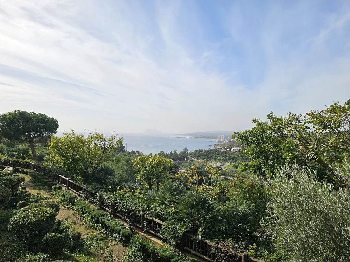 cca544b8-987c-405b-af95-7ef059652b0e