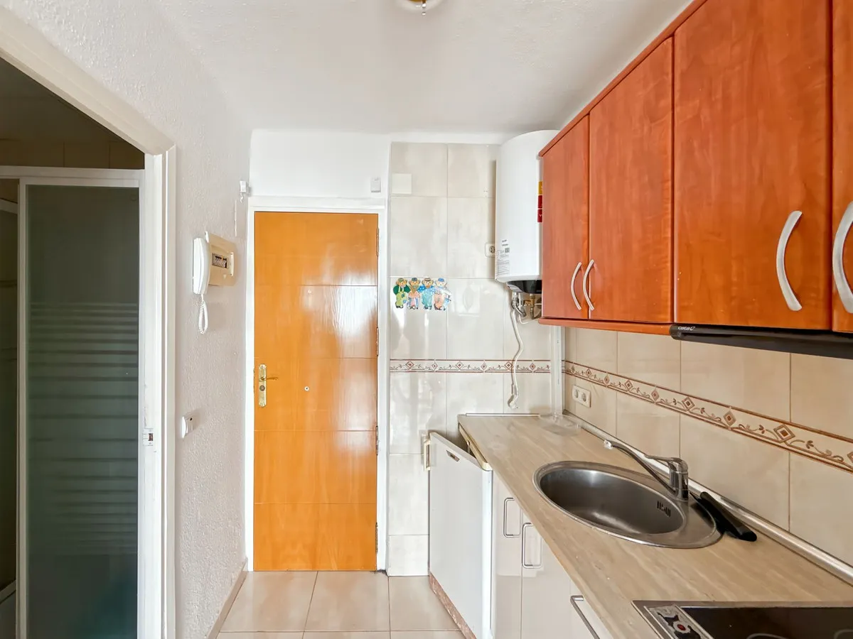 2a277cb5-38a0-400f-8c10-b168263f65e8