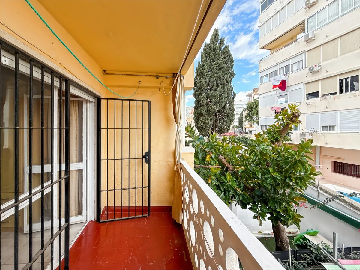 7a221bfa-ffd8-46f2-83a6-0801d9d2f190