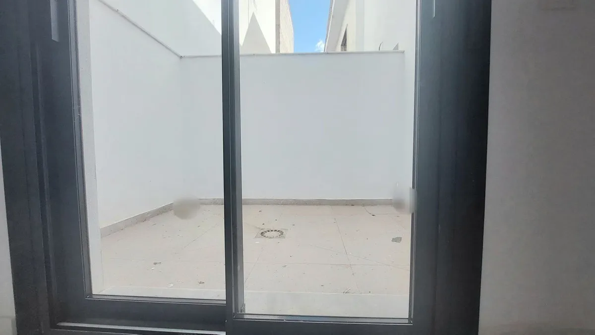 f2b50de3-5e66-4fff-bafe-e6062113c716