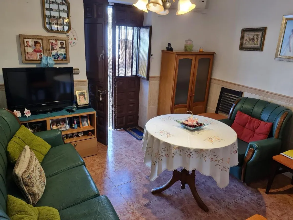 8b07c372-b047-4160-9521-9dac0e3641db