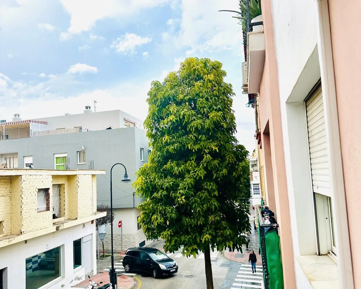 f999e89d-66f4-4ab0-80b0-1e99c5bc1106