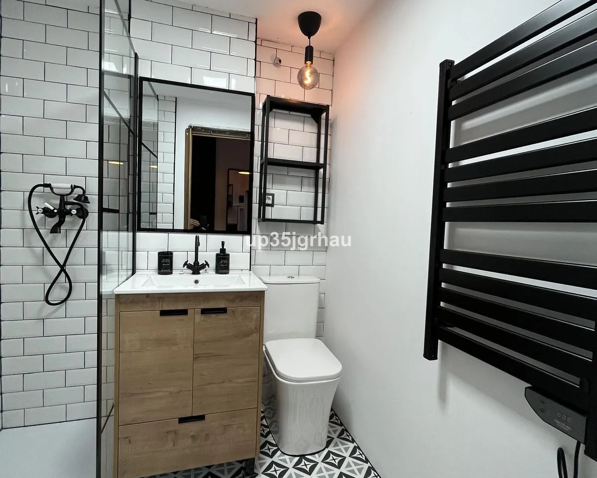 51054f7c-92b0-4af7-8dad-33ba86be9a4a