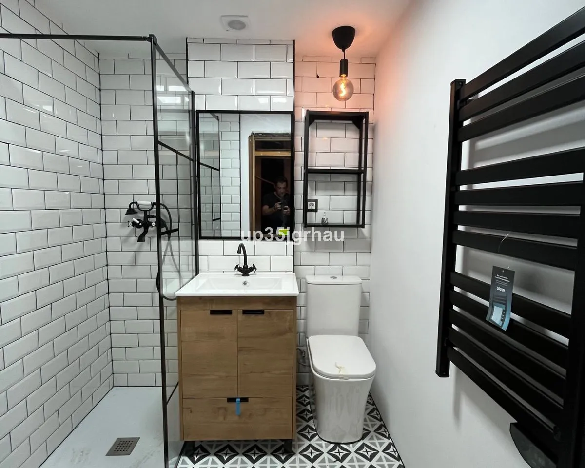 99b3d768-a04a-4862-b2f5-02bd890e3dd2