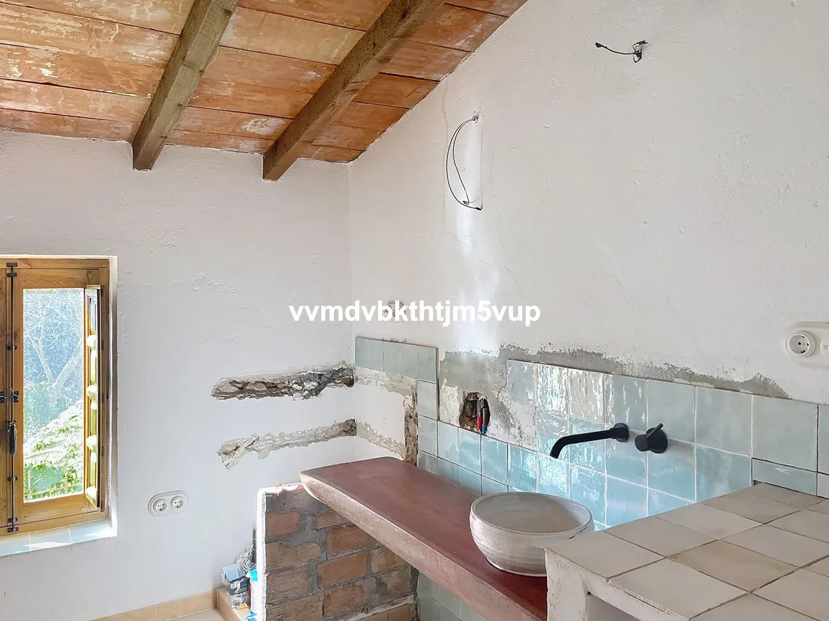 c84ad51a-5747-495a-81e9-c44c64dbfc54