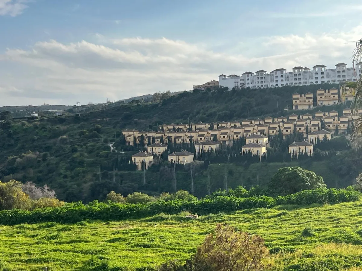 28f97768-445a-415a-b5e8-a8aa8bf4a4b4