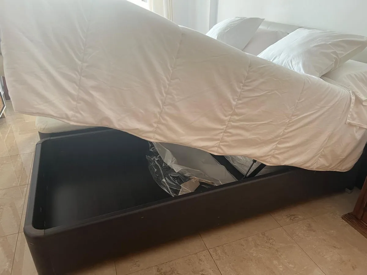 71c9e747-98d7-45b8-911d-ac6cb386613e