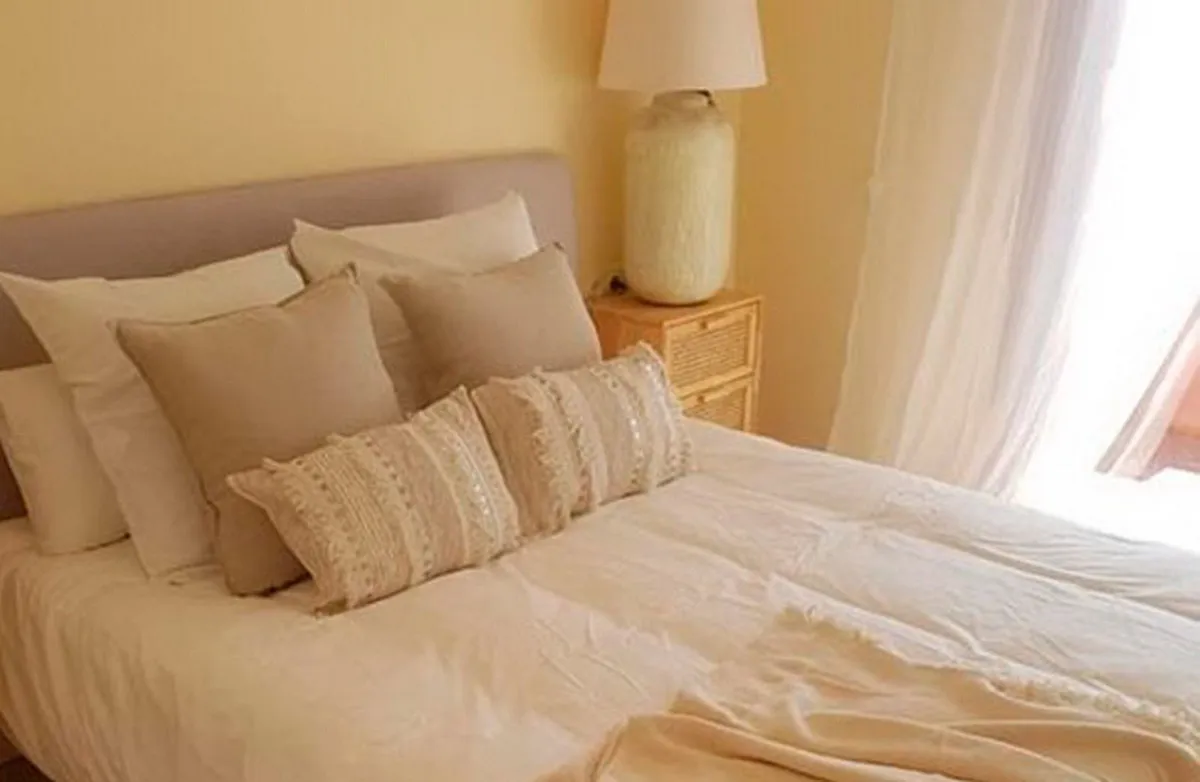 f7dfbc21-ae94-44a9-a889-5ca63d0f7463