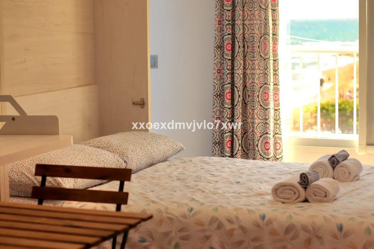 21ca407b-c6c6-49f9-90cf-7df931186561