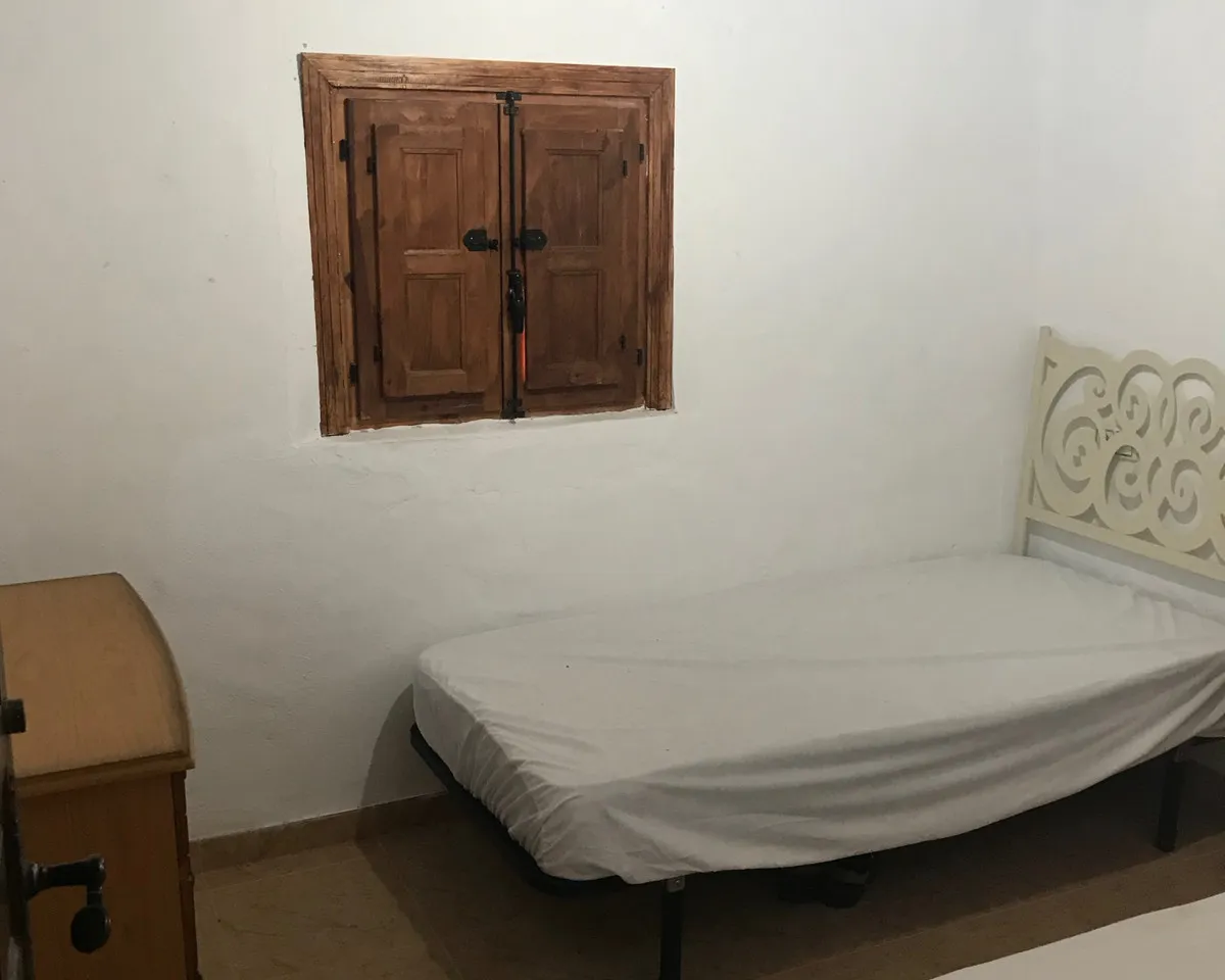 5ab69ce5-f31e-4a8b-acc0-279a329928ea