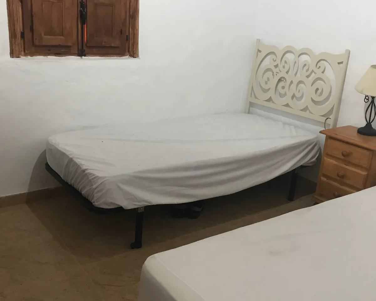 7744ae42-723e-4fe5-9b91-bfd4af50bb7c