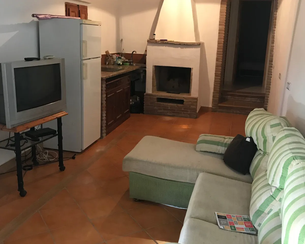 8956ac94-4138-42b0-99c1-1a1800e327e8