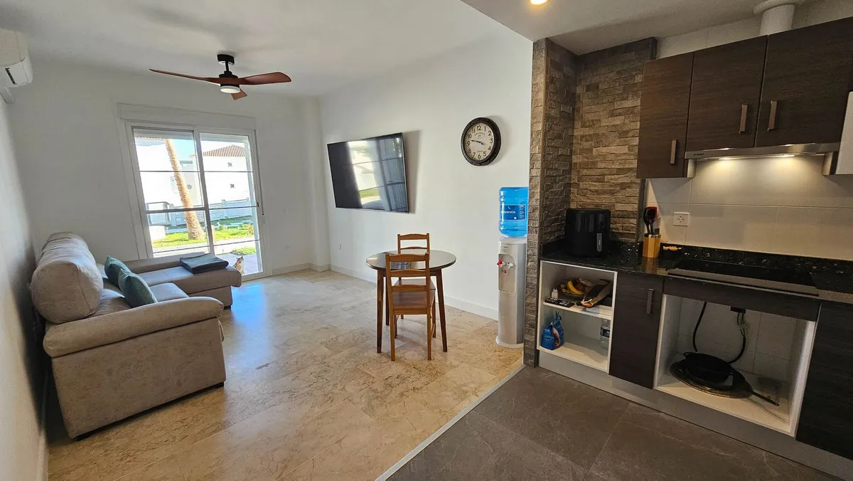 8cb3e958-4ad3-45c5-81d8-97d854a8d829