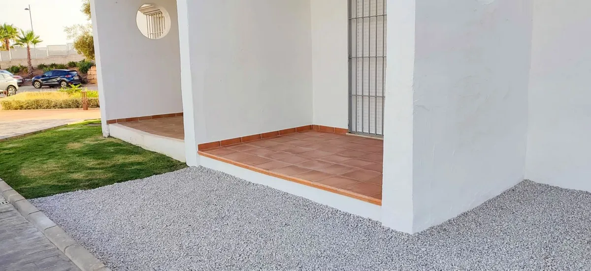 e89e9bb1-37bd-4f34-b376-be5574856d26