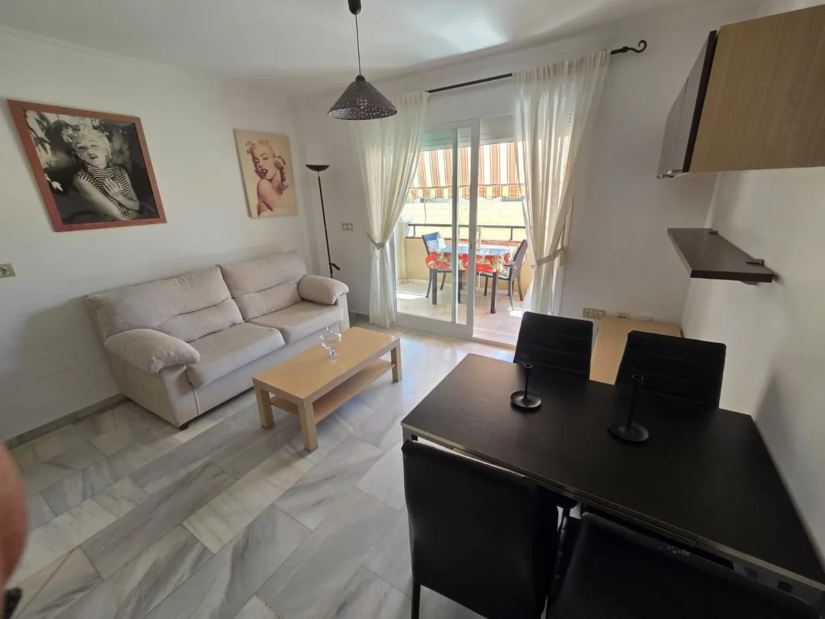 70ef2b22-6f3e-493f-bf32-58040b228941