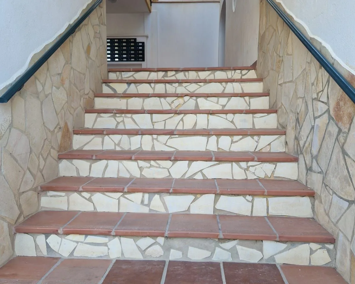 e17a1cd4-97eb-40e4-8e56-76b813bb90c9