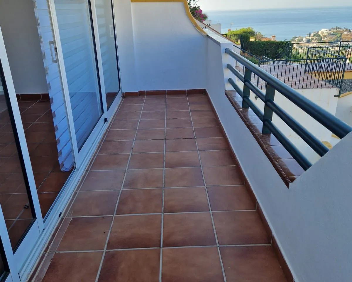 f2e079de-dec9-4ead-8c0a-cd56e910a413