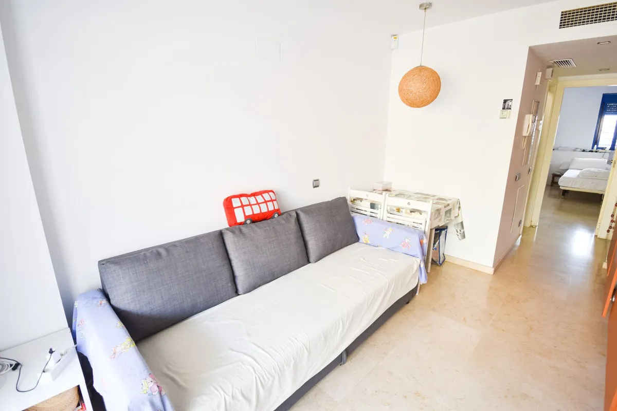 f4abd161-3948-4dd0-8cc7-66cddb054916