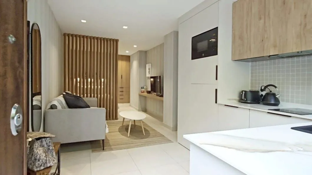 c5aa03a5-edc2-4f41-809a-e7afaf7e5d25