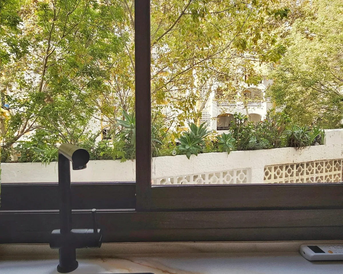 f63f0a3d-f821-4dae-bda2-c649783fa20e