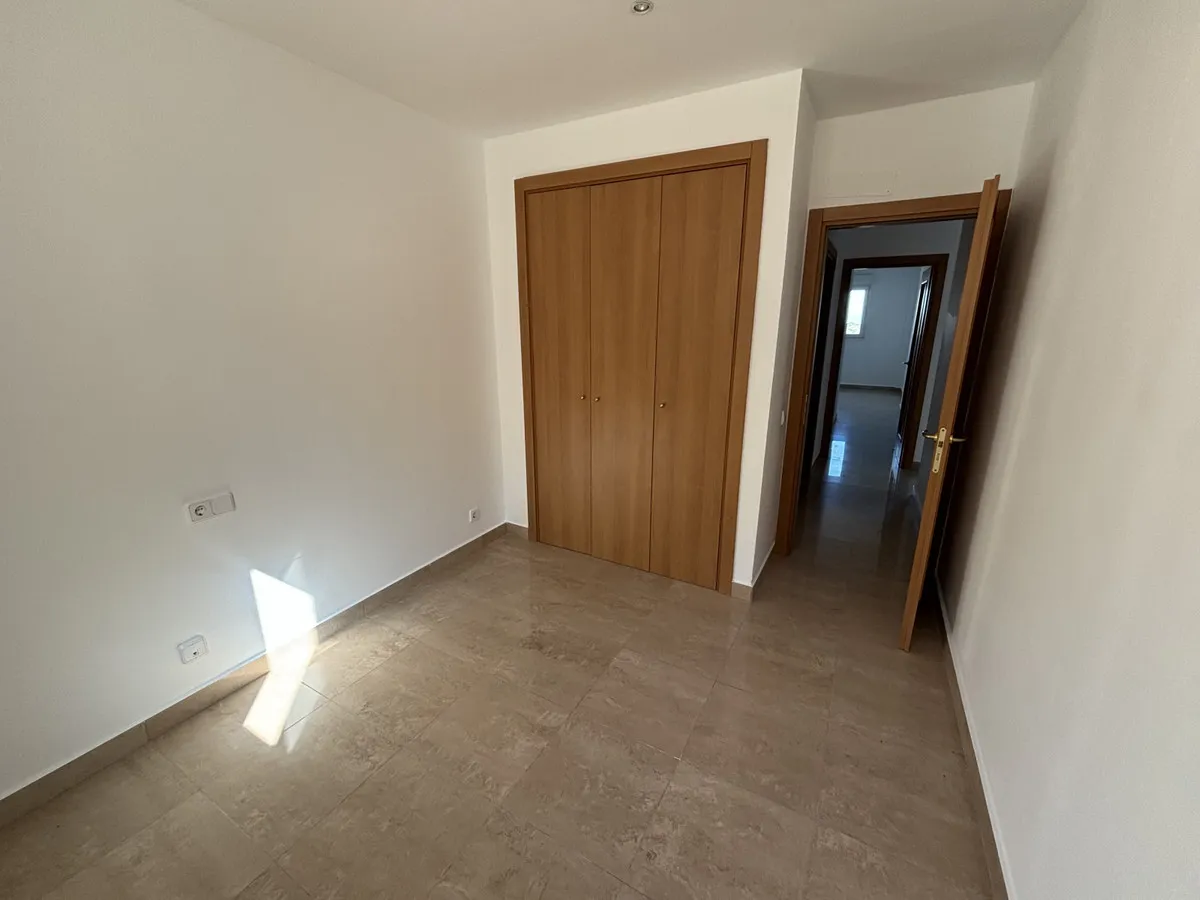 bcd715fb-4f9e-425a-9f65-1d228f3a0282