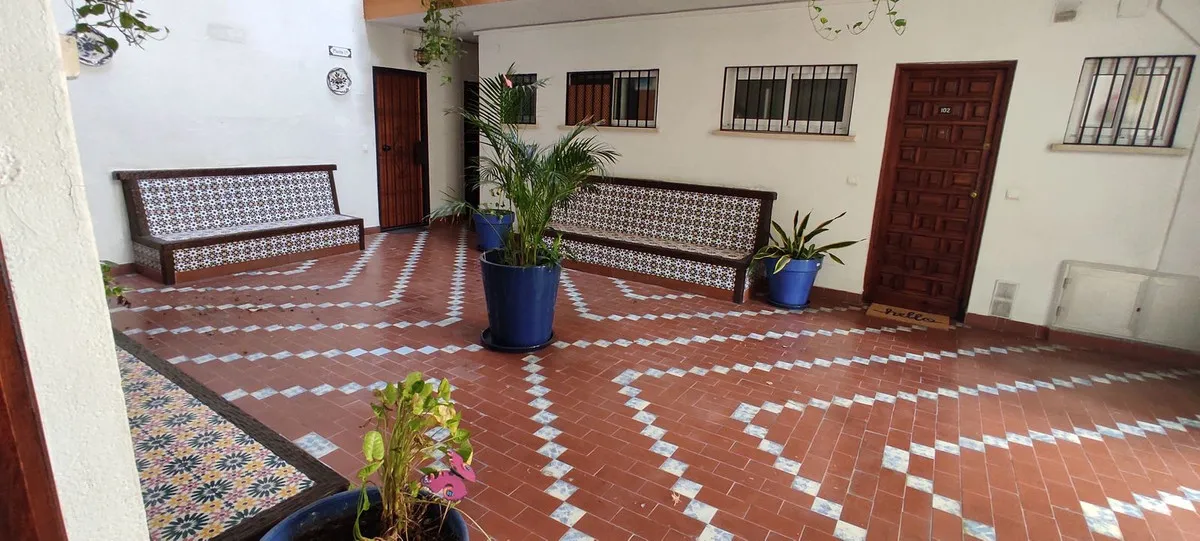 ea2f741c-55c0-4327-8f9d-f063aa87aaea