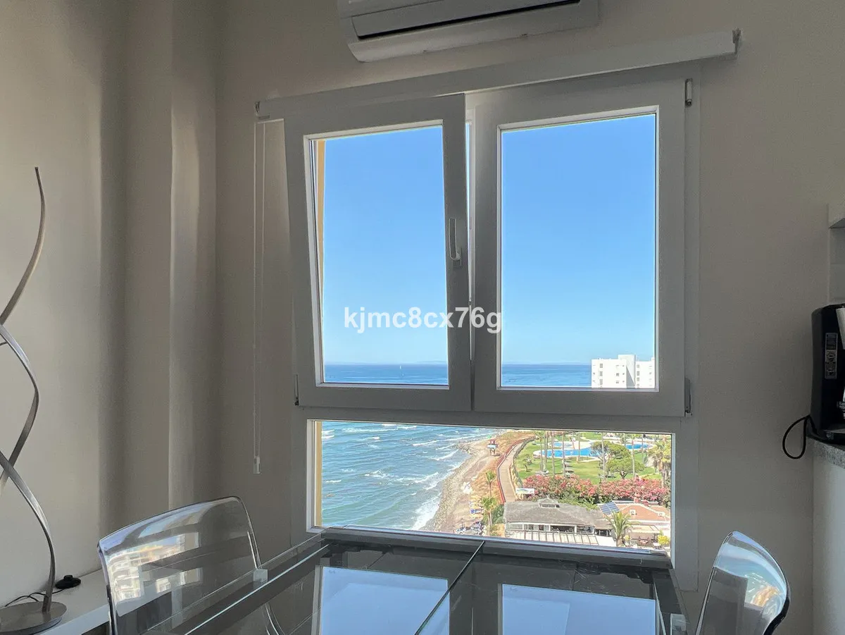 6caa15fe-0fe2-430b-b6f5-bc546b3315dc