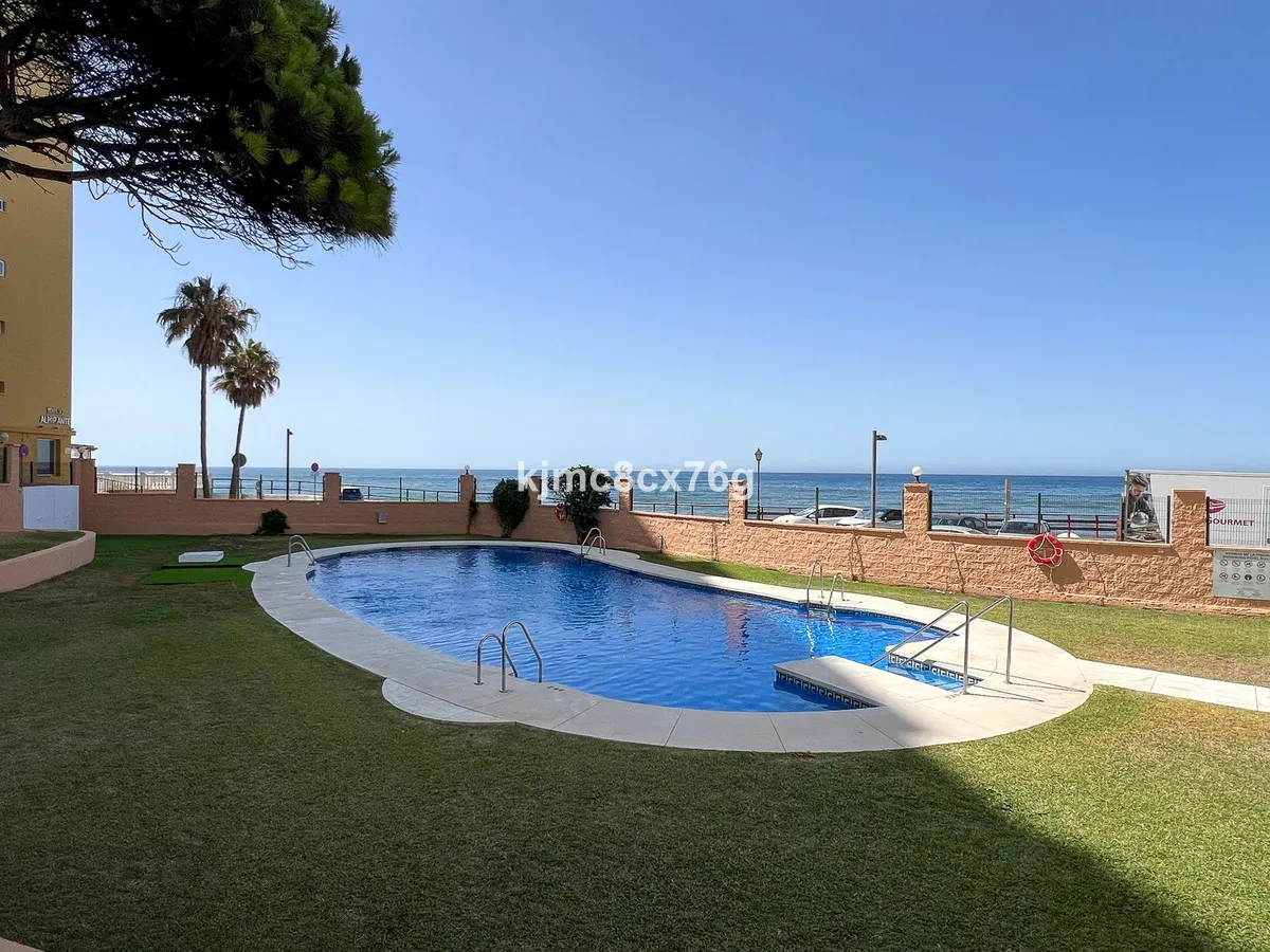 6f4c6cfb-283a-4d76-bfaa-098e25319fe5